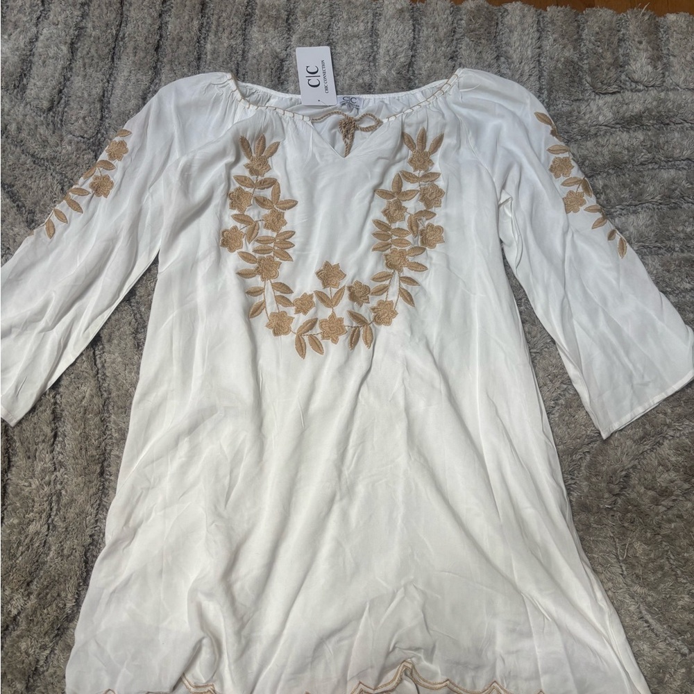 NWT C.C White Blouse with Tan Floral Embroidery